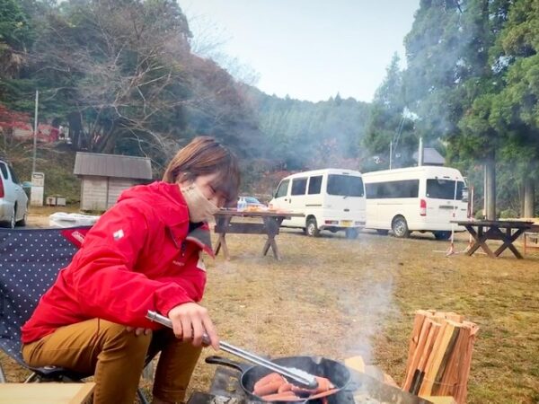 モーニング　ホットドッグ　Nadi　キャンプ　亀山